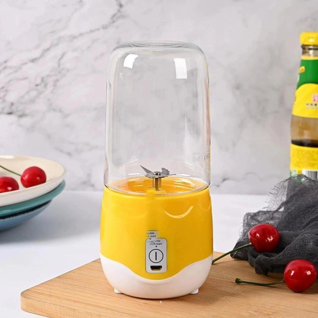 Wireless Mini Portable Blender Juicer Cup yellow by HitMyNeed