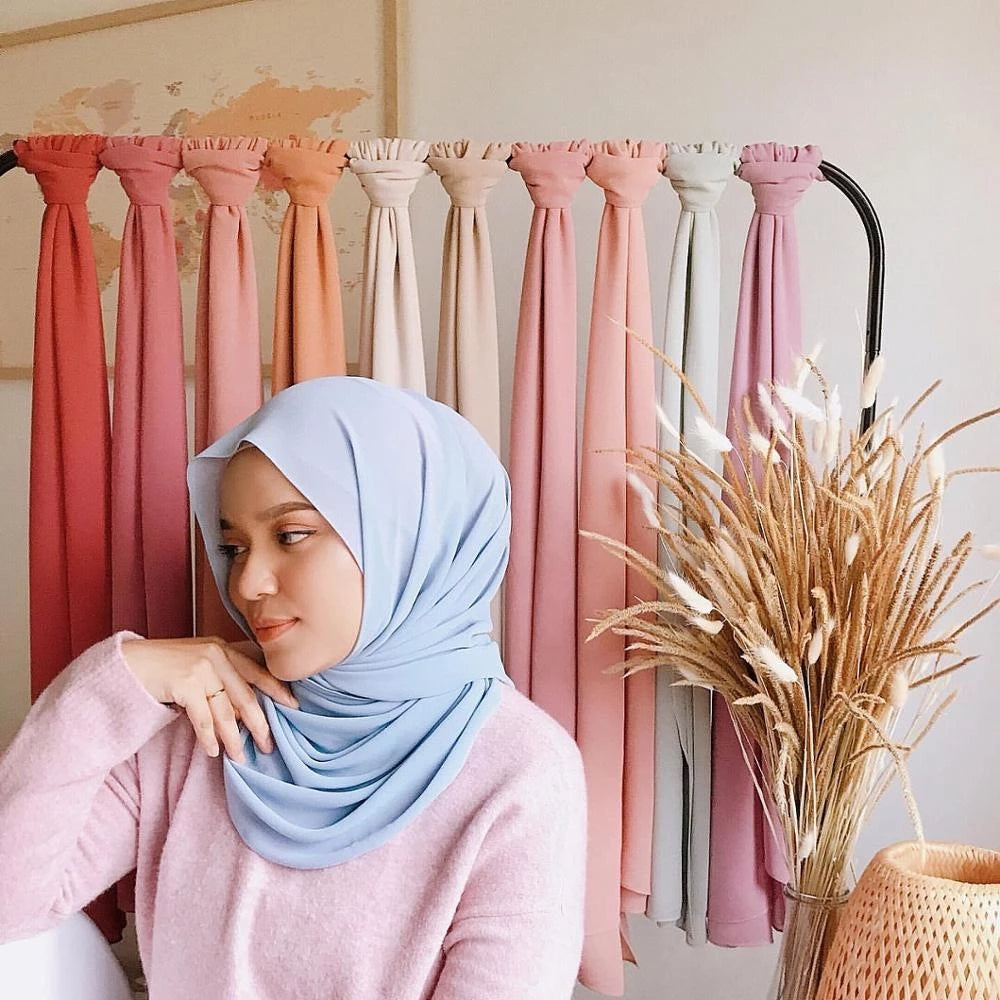 Women's Long Bubble Chiffon Muslim Hijab Scarf by HitMyNeed