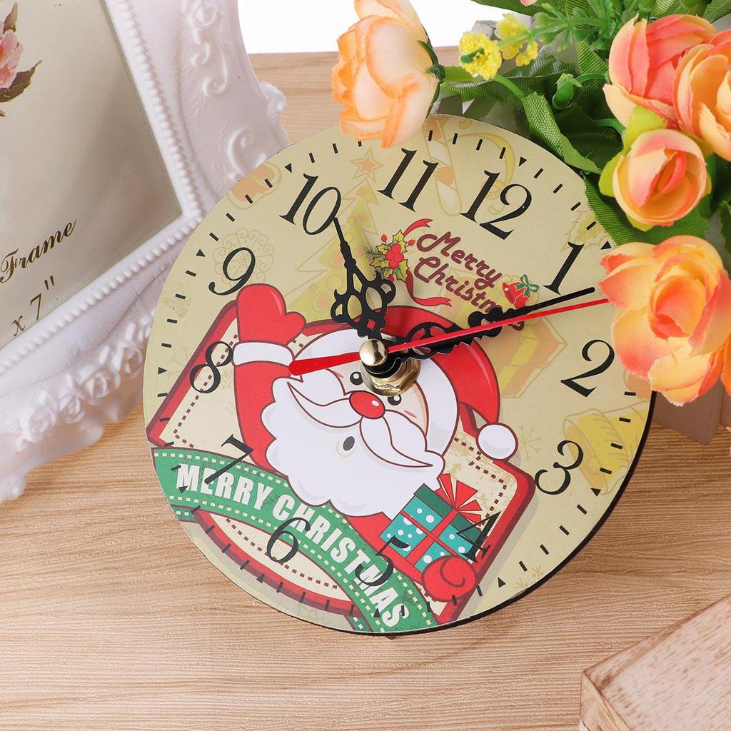 Wooden Christmas Wall Clock with Silent Quartz by HitMyNeed
