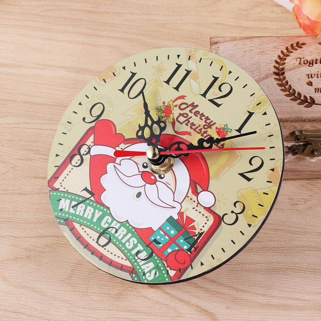 Wooden Christmas Wall Clock with Silent Quartz by HitMyNeed