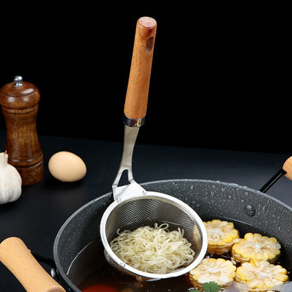 Wooden Handle Ramen Noodle Strainer Basket by HitMyNeed
