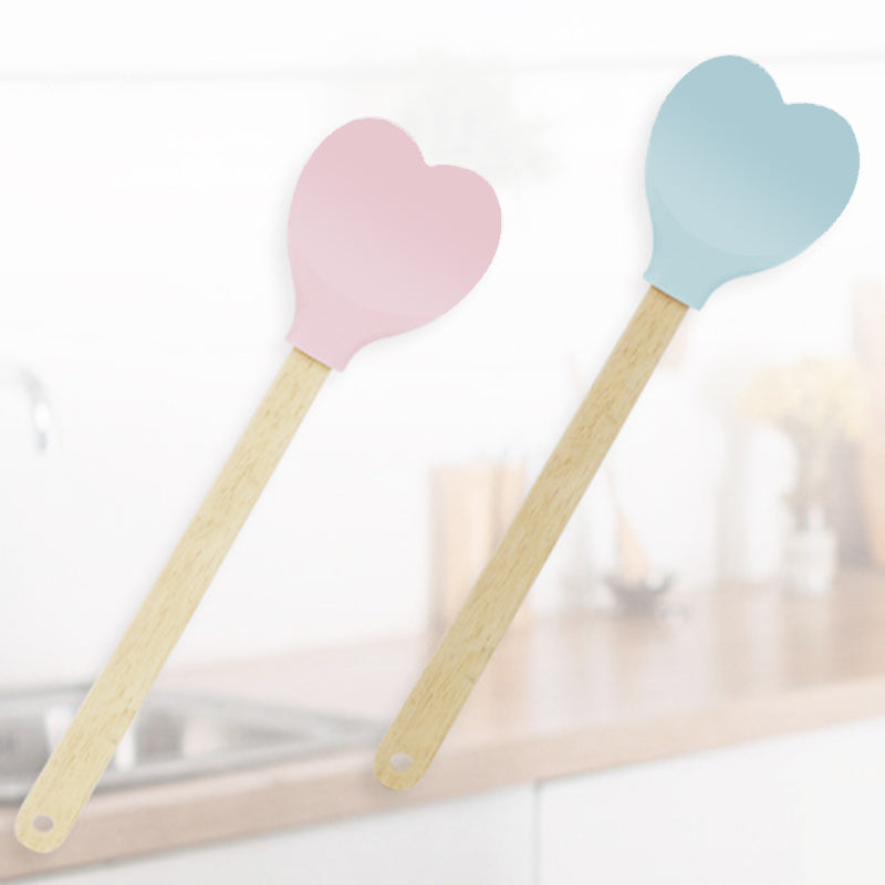 Wooden Handle Silicone Heart Spatula Set by HitMyNeed