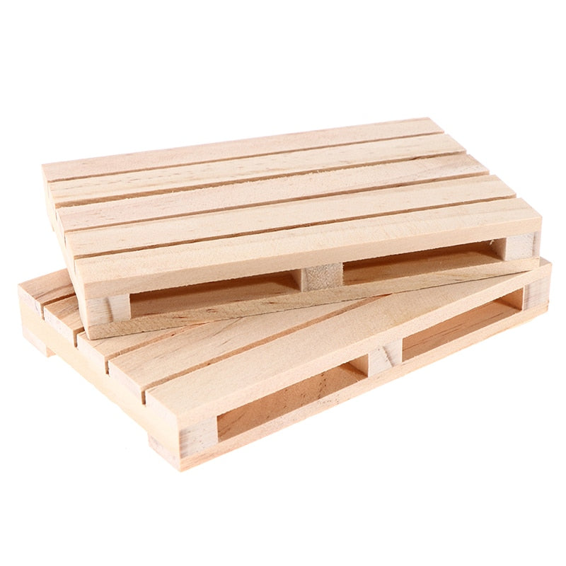 Wooden Mini Pallet Coaster for Drinks & Plants by HitMyNeed