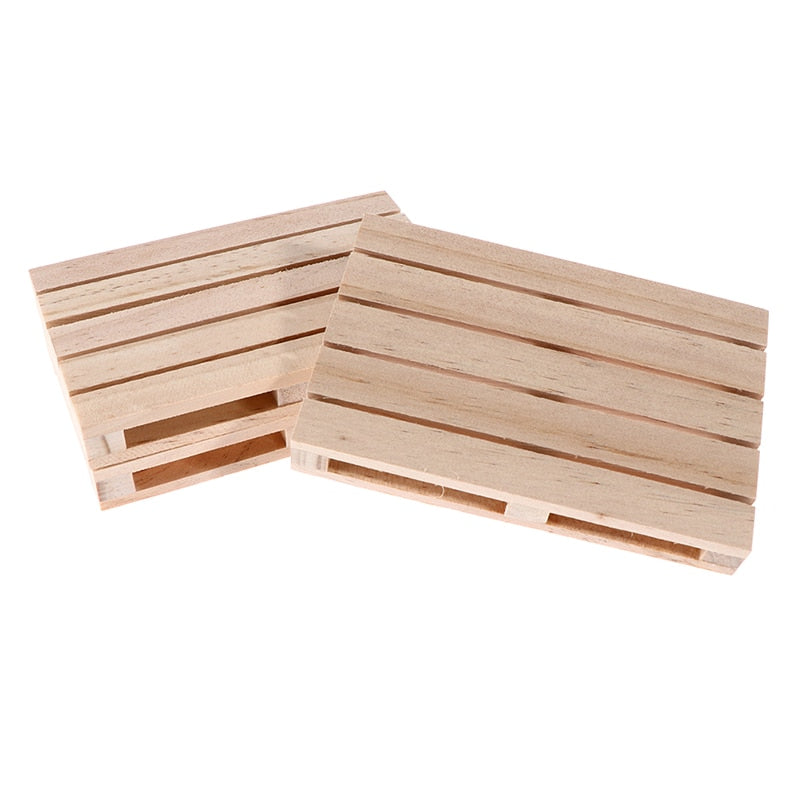 Wooden Mini Pallet Coaster for Drinks & Plants by HitMyNeed