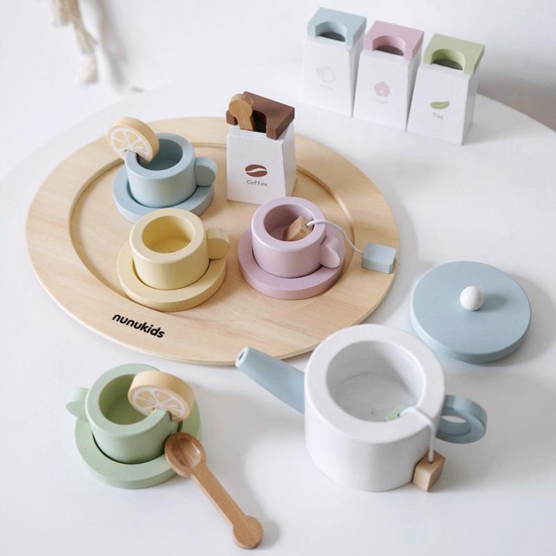 Wooden Pretend Play Tea Set for Kids by HitMyNeed