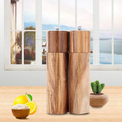 Wooden Salt and Pepper Mills Set of 2 by HitMyNeed
